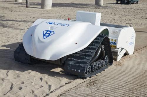 ربات خودران پاکسازی ساحل
