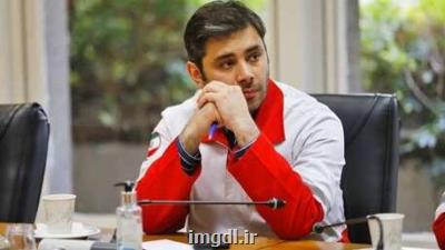 تغییر رنگ ۲ نماد شهری تهران به مناسبت روز جهانی صلیب سرخ و هلال احمر